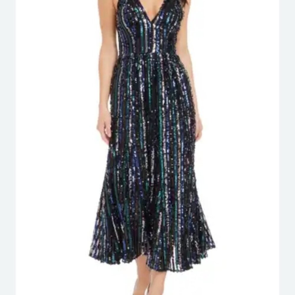 Dress the Population Sarai Sequined halter Cocktail Dress size small NWT